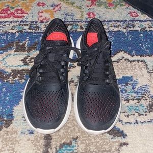 Crocs tennis shoes. Women size 9. Black